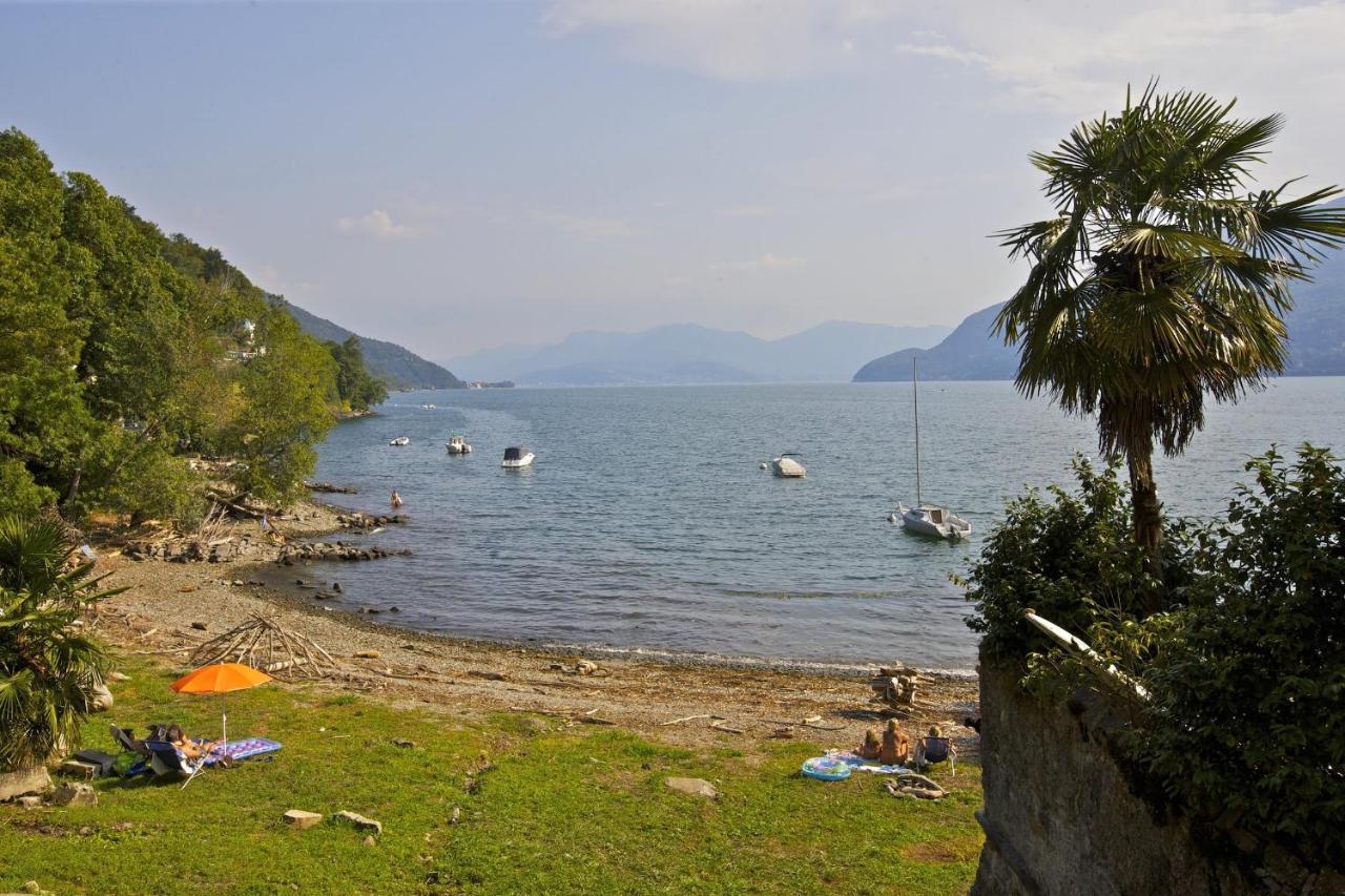 Bella Casa Alla Spiaggia Тронцано-Лаґо-Маджоре Екстер'єр фото